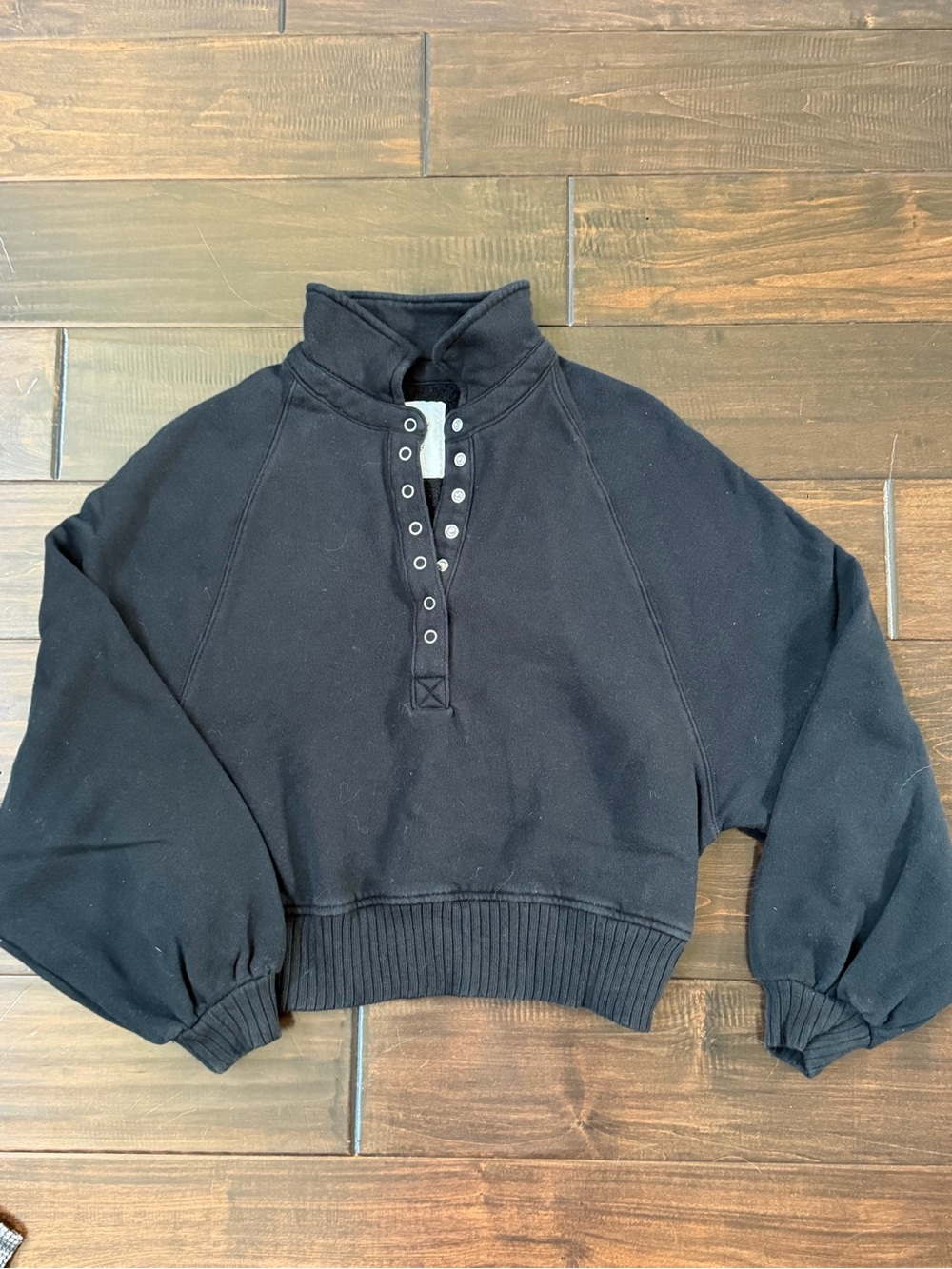 Women’s half snap Aeri oversized sweatshirt in XXS. Gently worn. No wear or tear - Picture 5 of 7